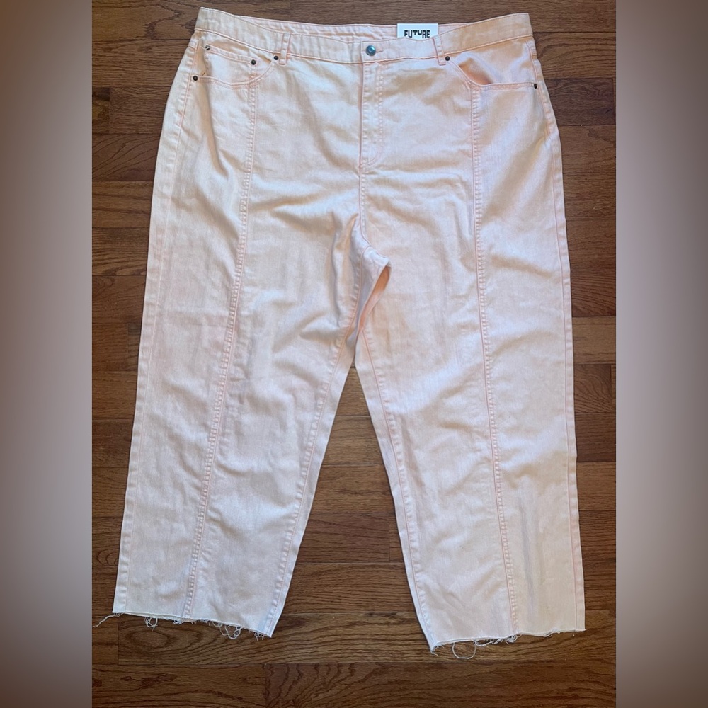 Peach Mid-Rise Straight Leg Raw Hem Jeans - Size 22 - Picture 2 of 4